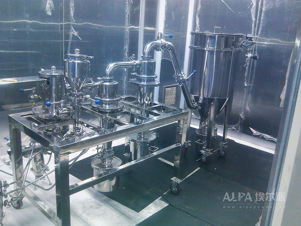 實(shí)驗(yàn)室三合一<a href=http://zhgho2y.cn/chanpin/27.html target=_blank class=infotextkey>氣流粉碎機(jī)</a>