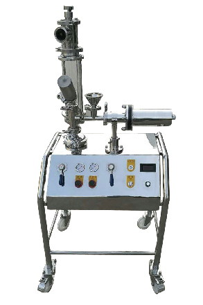 實(shí)驗(yàn)室中小型<a href=http://zhgho2y.cn/chanpin/27.html target=_blank class=infotextkey>氣流粉碎機(jī)</a>